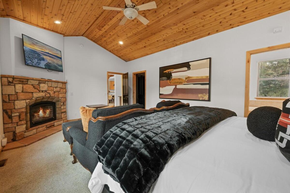 New Serenity Lodge Base Of Snow Summit Hot Tub Big Bear Lake Exterior photo