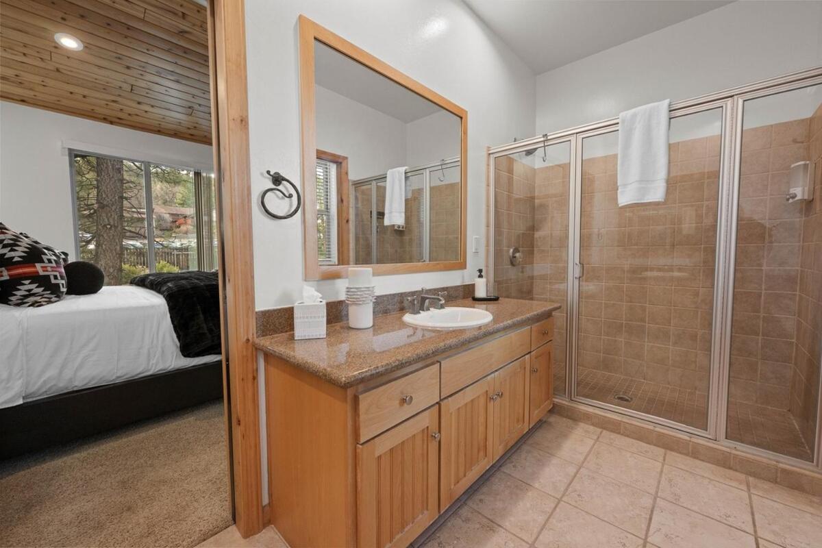 New Serenity Lodge Base Of Snow Summit Hot Tub Big Bear Lake Exterior photo
